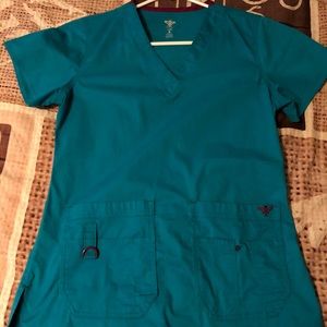 Size small med couture scrub set $20
